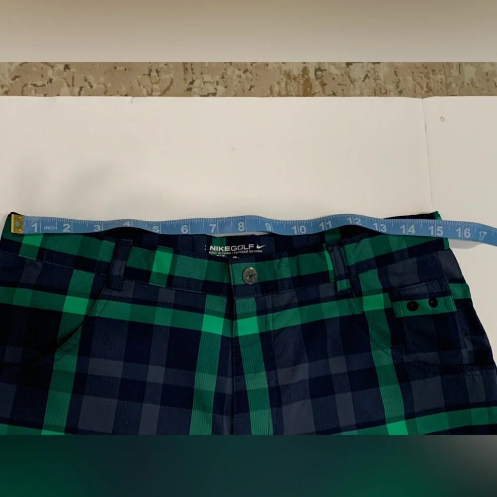 2 Pairs Youth NIKE Plaid Green / Blue and White / Black Golf Shorts Dri-Fit XL